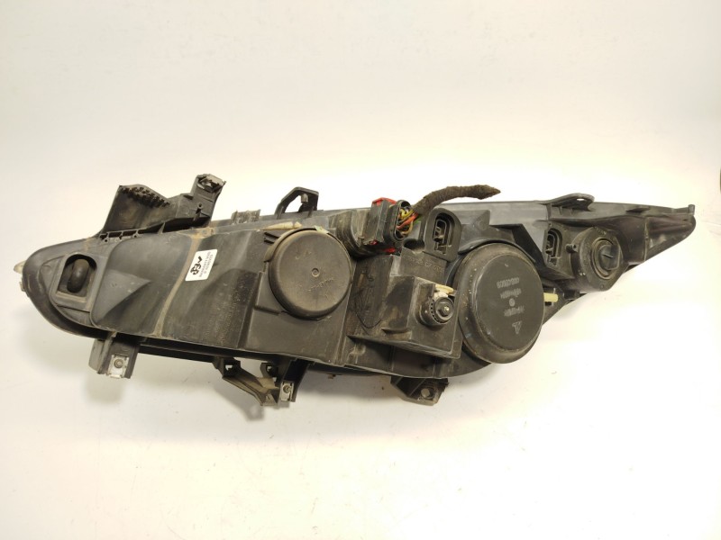 Recambio de faro derecho para peugeot 307 break (3e) 1.6 hdi 110 referencia OEM IAM 9681832280 620686 