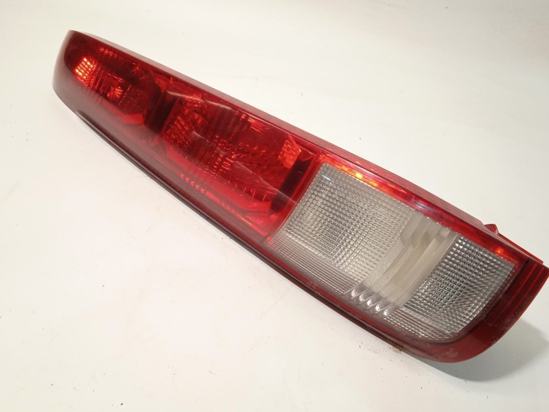 Recambio de piloto trasero izquierdo para nissan x-trail i (t30) 2.5 4x4 referencia OEM IAM 265558H326 265558H301 