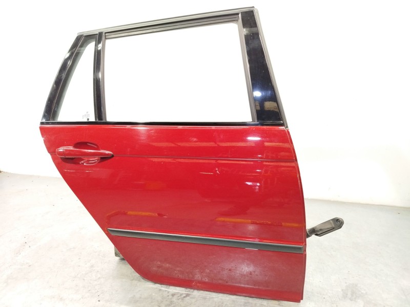 Recambio de puerta trasera derecha para bmw 3 touring (e46) 330 xd referencia OEM IAM 41527034156  