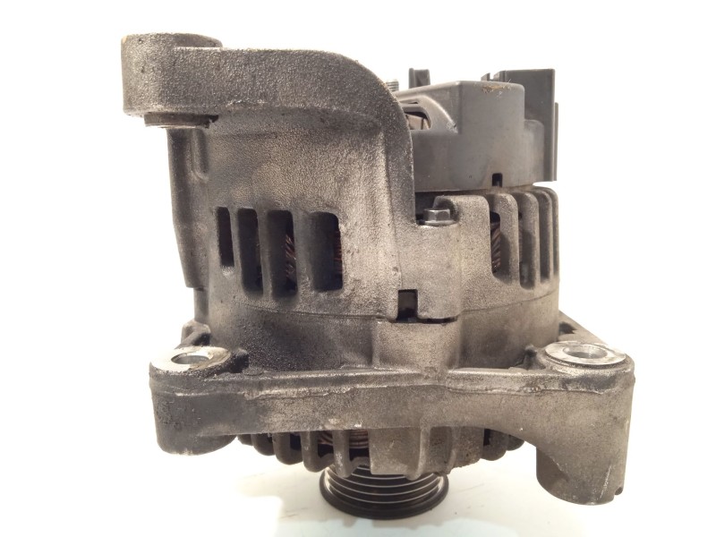 Recambio de alternador para bmw 3 touring (e46) 330 xd referencia OEM IAM 7789980 12317789980 TG15C012