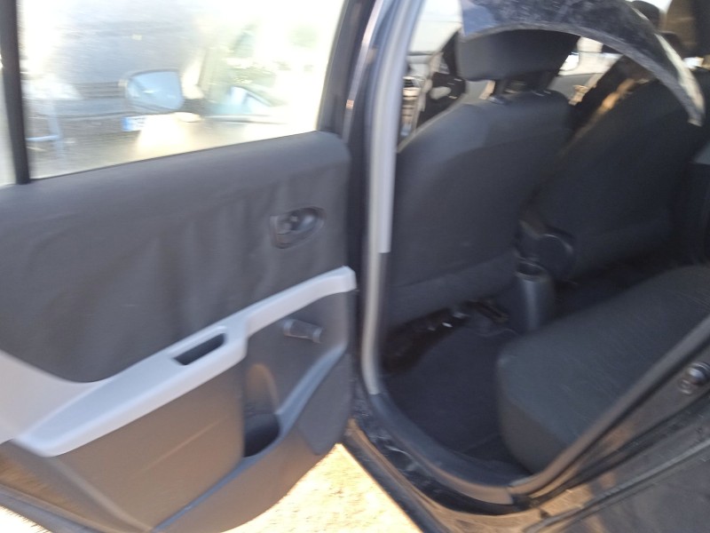 toyota yaris (_p9_) del año 2010