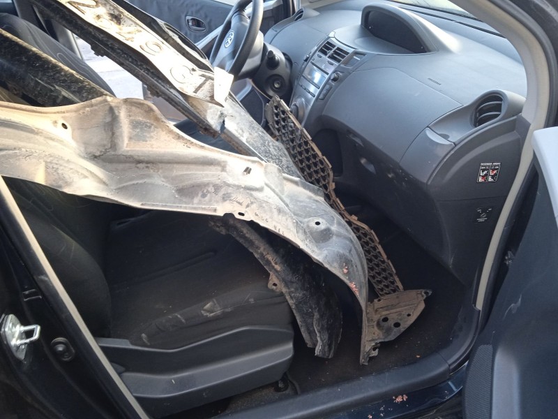 toyota yaris (_p9_) del año 2010