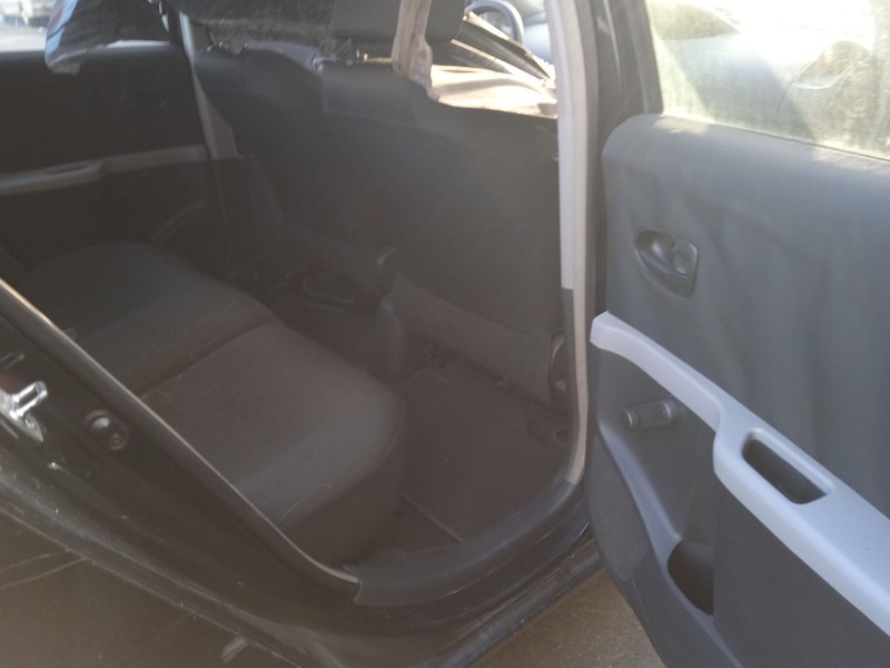 toyota yaris (_p9_) del año 2010