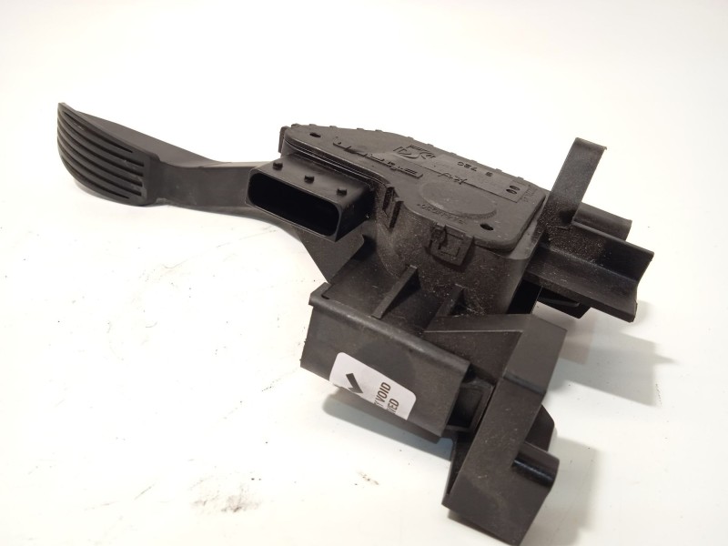 Recambio de potenciometro pedal para iveco daily vi furgoneta 35s16, 35c16, 70c16 referencia OEM IAM 5801333490  