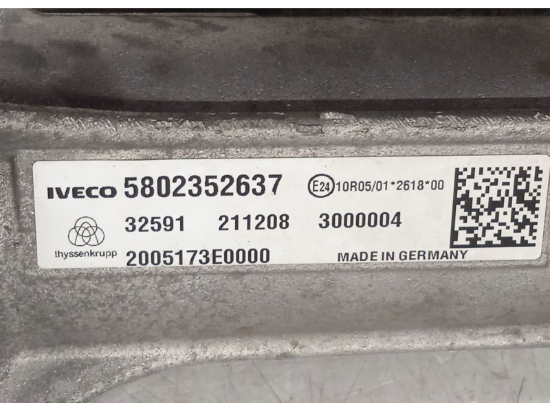 Recambio de cremallera direccion para iveco daily vi furgoneta 35s16, 35c16, 70c16 referencia OEM IAM 5802352637  