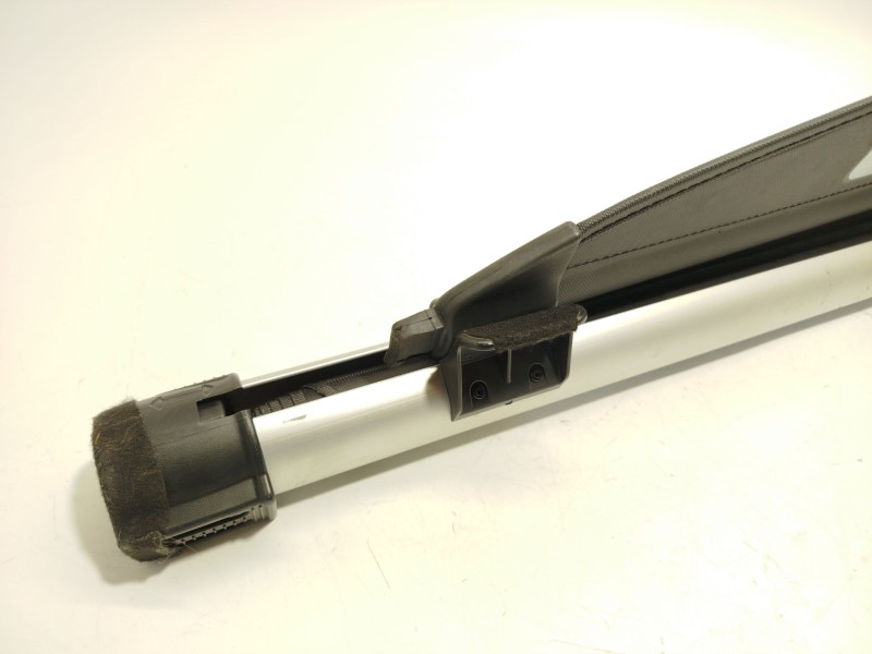 Recambio de bandeja trasera para kia carens iv 1.6 gdi referencia OEM IAM 85910A4000WK  