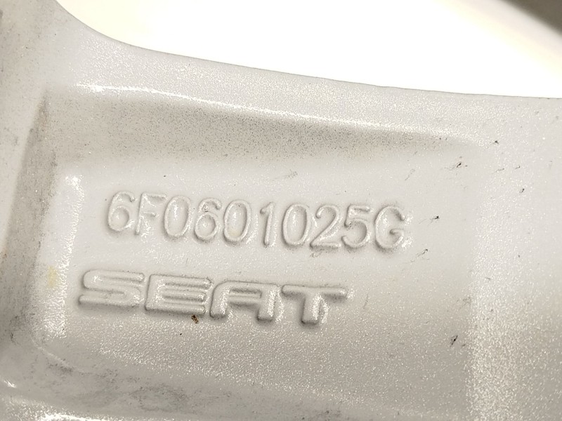 Recambio de llanta para seat ibiza v (kj1, kjg) 1.0 tsi referencia OEM IAM 6F0601025G  