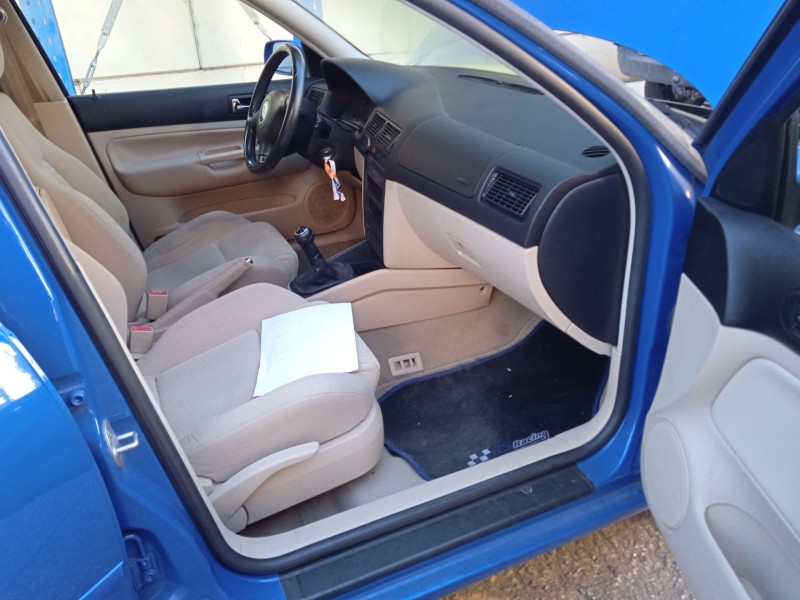 volkswagen golf iv (1j1) del año 2001