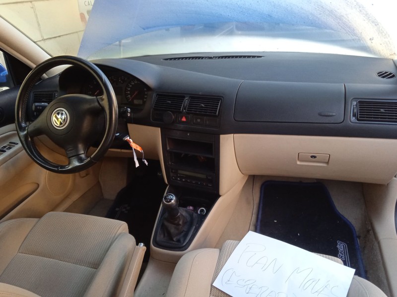 volkswagen golf iv (1j1) del año 2001