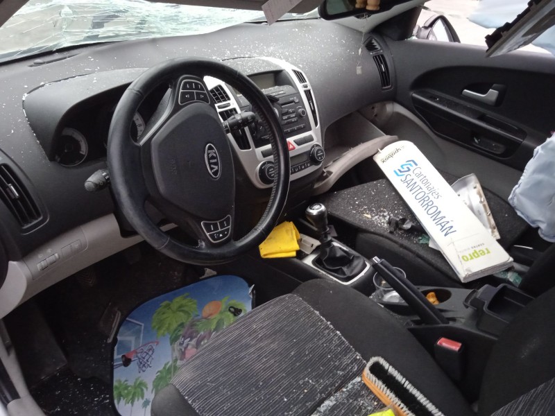 kia cee´d hatchback (ed) del año 2008