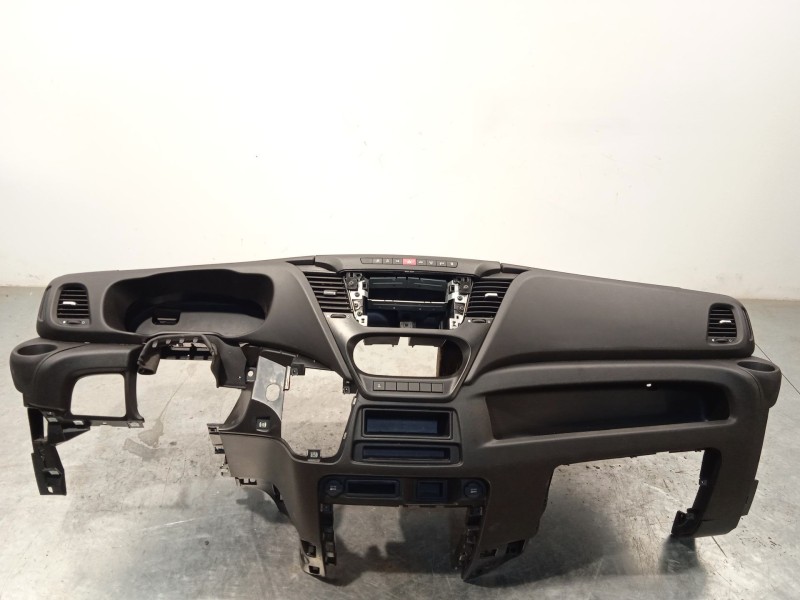 Recambio de salpicadero para iveco daily vi furgoneta 35s16, 35c16, 70c16 referencia OEM IAM 5802518566  