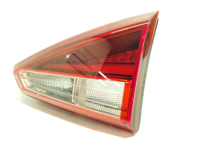 Recambio de piloto trasero derecho interior para seat arona (kj7, kjp) 1.0 tsi referencia OEM IAM 6F9945308D  