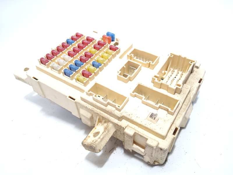 CAJA RELES / FUSIBLES 919504H031 