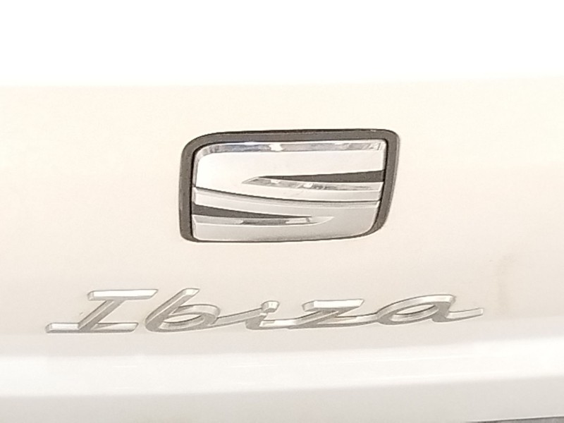 Recambio de porton trasero para seat ibiza v (kj1, kjg) 1.0 tsi referencia OEM IAM 6F0827023E  