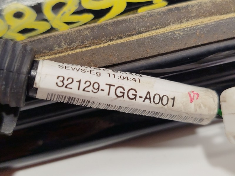 Recambio de aleron trasero para honda civic x hatchback (fc_, fk_) 1.0 vtec referencia OEM IAM 32129TGGA001 74910TGHA01ZG 