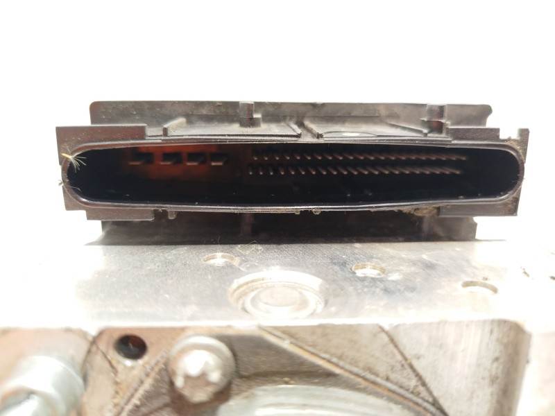 Recambio de abs para hyundai santa fé ii (cm) 2.7 4x4 referencia OEM IAM 589102B860 0265950914 0265230183