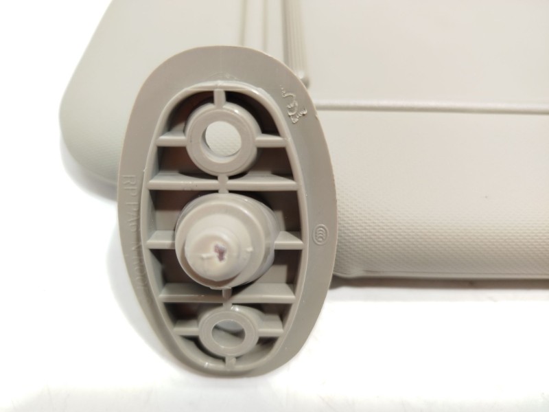 Recambio de parasol derecho para kia carens iv 1.6 gdi referencia OEM IAM 85220A4010DCM  