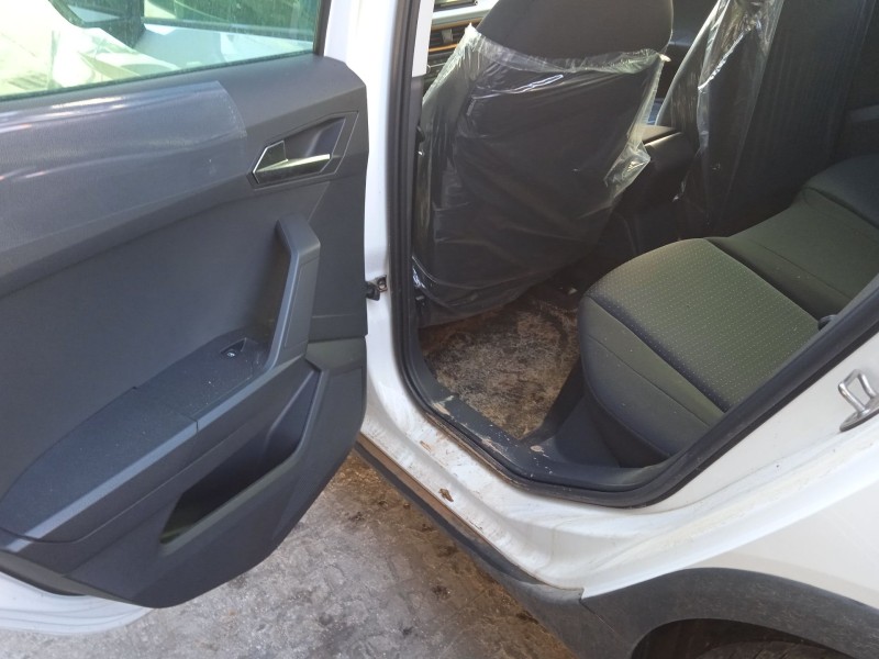 seat arona (kj7, kjp) del año 2024