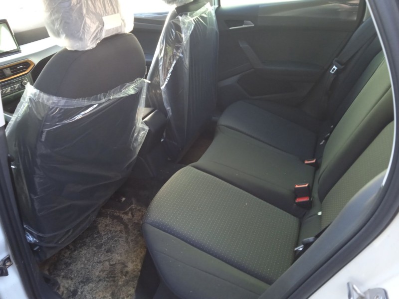 seat arona (kj7, kjp) del año 2024