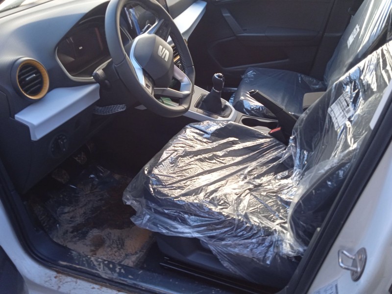 seat arona (kj7, kjp) del año 2024