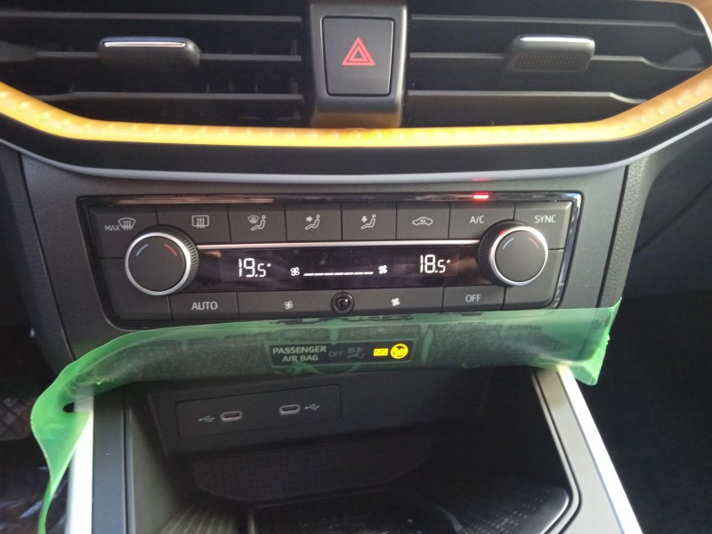 seat arona (kj7, kjp) del año 2024