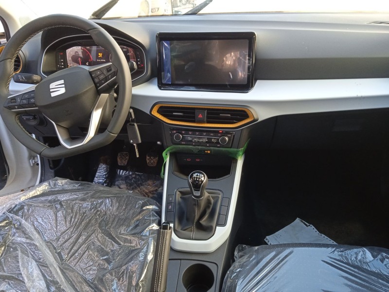 seat arona (kj7, kjp) del año 2024