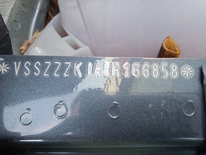 seat arona (kj7, kjp) del año 2024