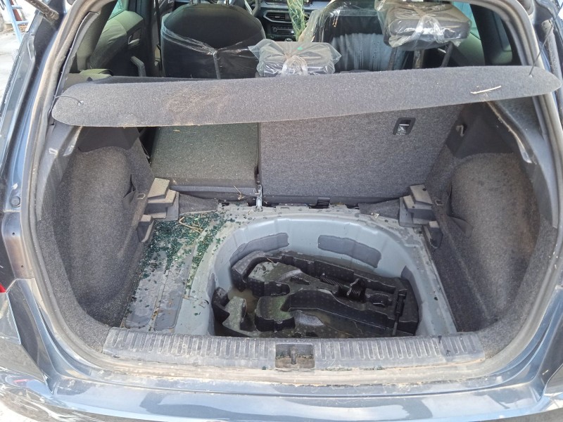 seat arona (kj7, kjp) del año 2024