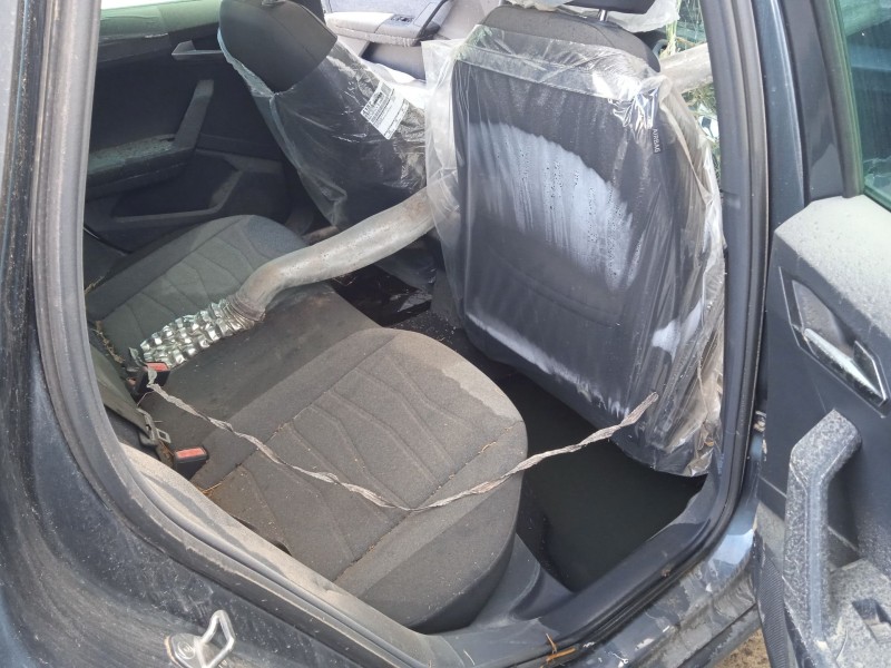 seat arona (kj7, kjp) del año 2024