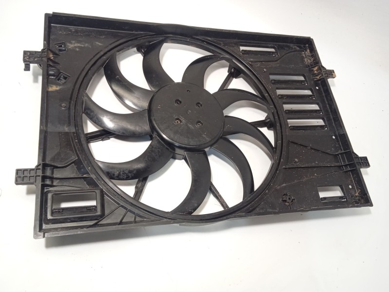 Recambio de electroventilador para seat ibiza v (kj1, kjg) 1.0 tsi referencia OEM IAM 2Q0121207N 2Q0121203P 