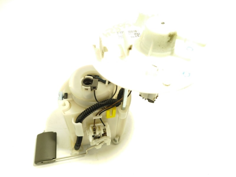Recambio de bomba combustible para kia carens iv 1.6 gdi referencia OEM IAM 31110A4001  