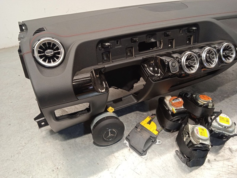 Recambio de kit airbag para mercedes-benz eqa (h243) eqa 250+ (243.702) referencia OEM IAM A24768009063D16 A2478607302 A00086016