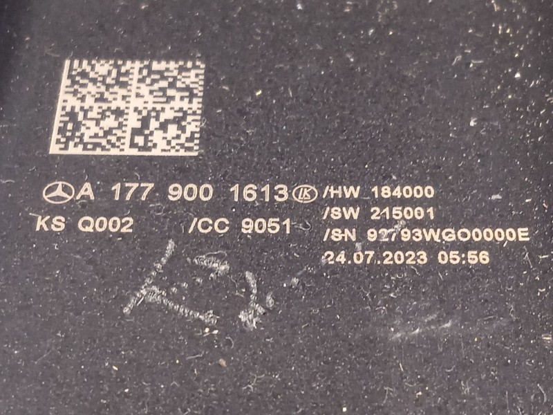 Recambio de mando intermitentes para mercedes-benz eqa (h243) eqa 250+ (243.702) referencia OEM IAM A1779001613  