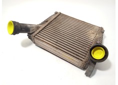 Recambio de intercooler para audi q7 (4lb) 3.0 tdi quattro referencia OEM IAM 7L6145804  