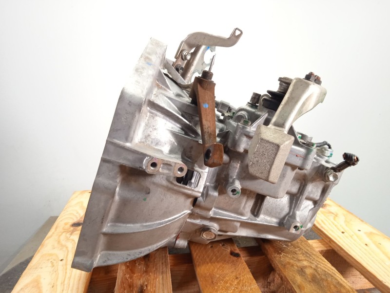 Recambio de caja cambios para toyota yaris (_p9_) 1.0 vvt-i (ksp90_) referencia OEM IAM 303000D070 303000D073 