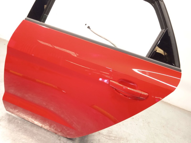 Recambio de puerta trasera izquierda para audi a1 sportback (gba) 25 tfsi referencia OEM IAM 82G833051  