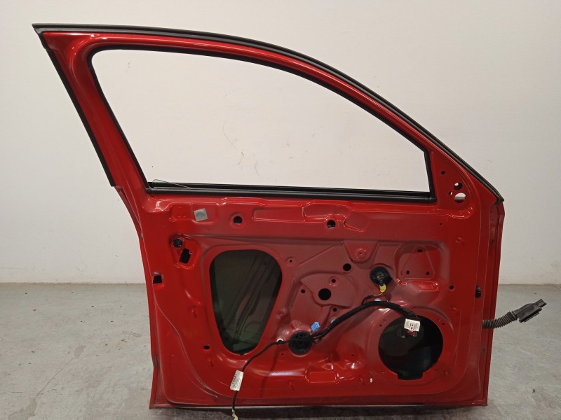 Recambio de puerta delantera izquierda para audi a1 sportback (gba) 25 tfsi referencia OEM IAM 82G831051  