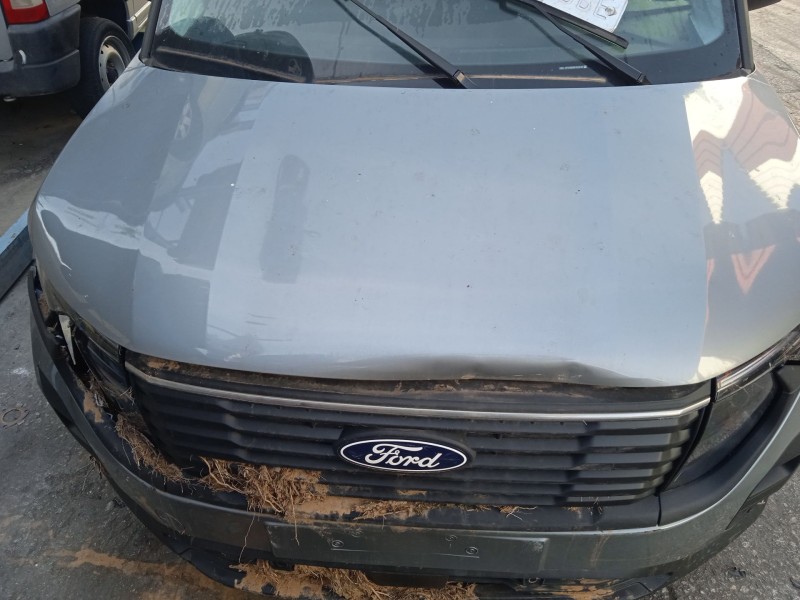 ford tourneo courier del año 2024