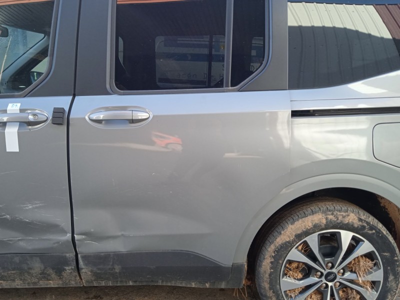 ford tourneo courier del año 2024