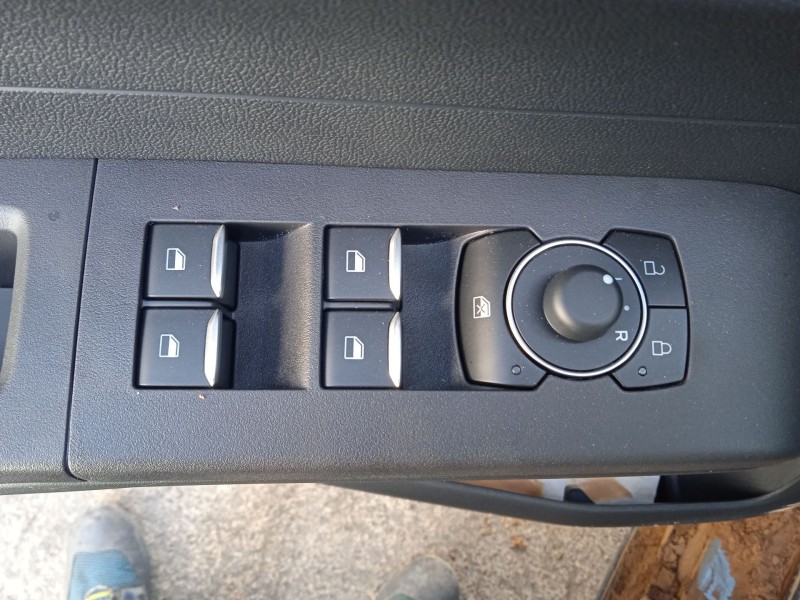 ford tourneo courier del año 2024