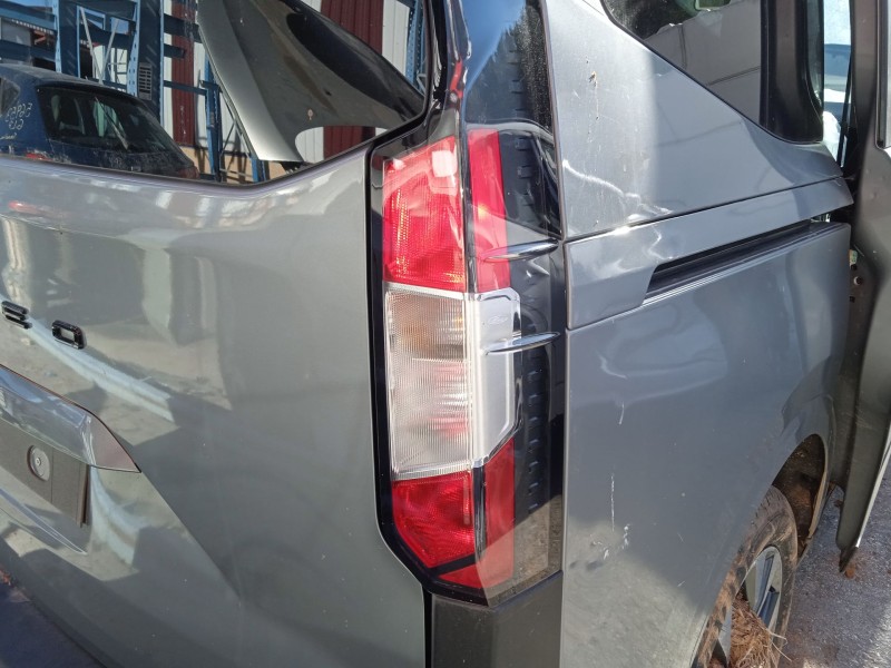 ford tourneo courier del año 2024