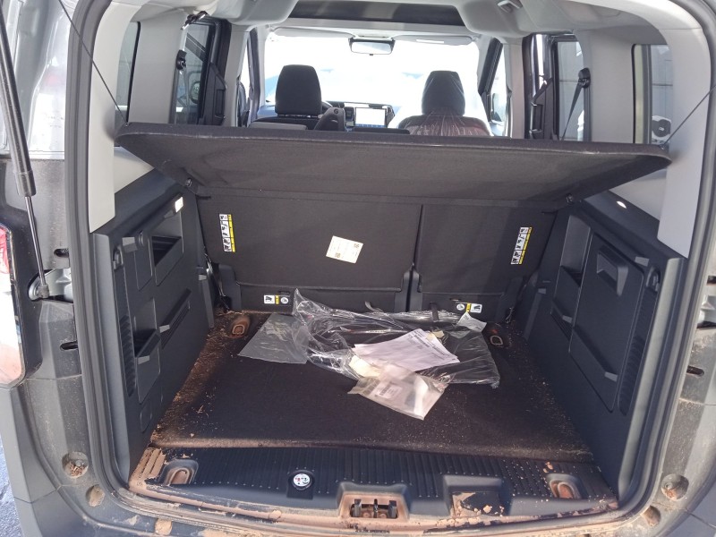 ford tourneo courier del año 2024