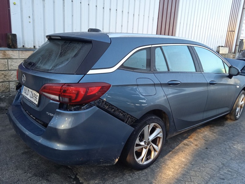 opel astra k sports tourer (b16) del año 2017