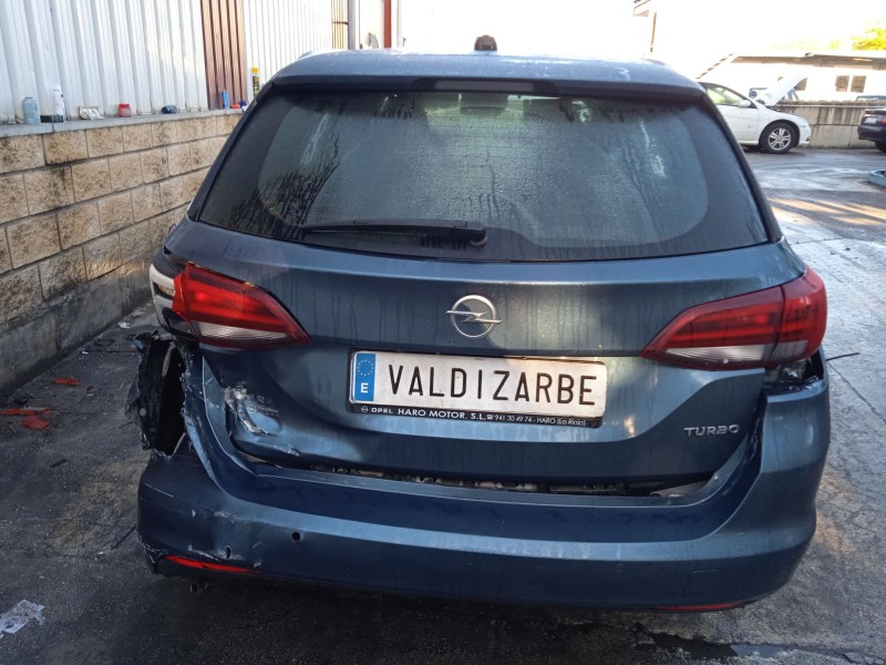 opel astra k sports tourer (b16) del año 2017
