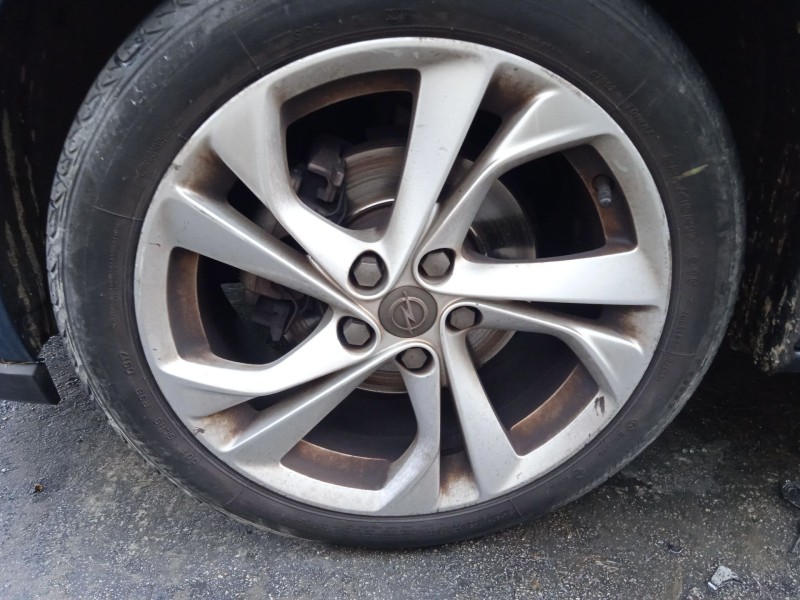 opel astra k sports tourer (b16) del año 2017