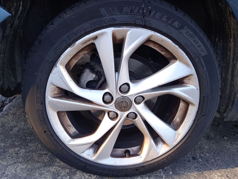 opel astra k sports tourer (b16) del año 2017