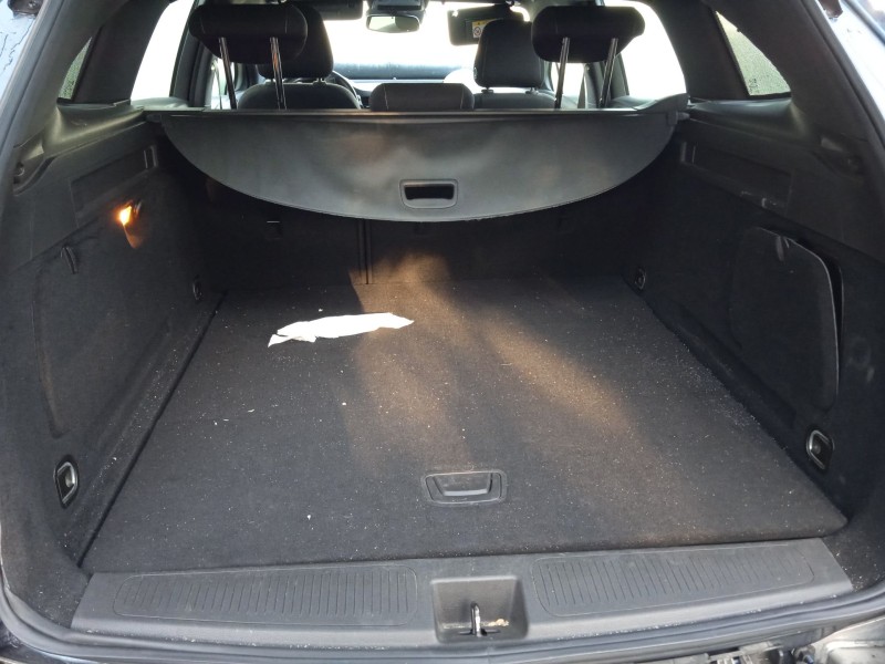 opel astra k sports tourer (b16) del año 2017