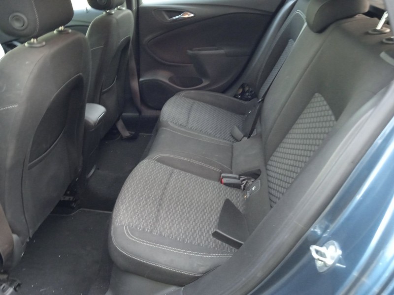 opel astra k sports tourer (b16) del año 2017