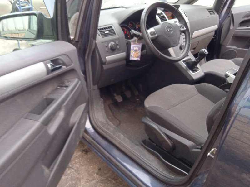 opel zafira / zafira family b (a05) del año 2009