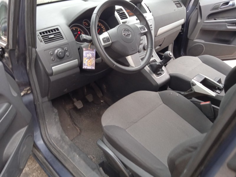 opel zafira / zafira family b (a05) del año 2009